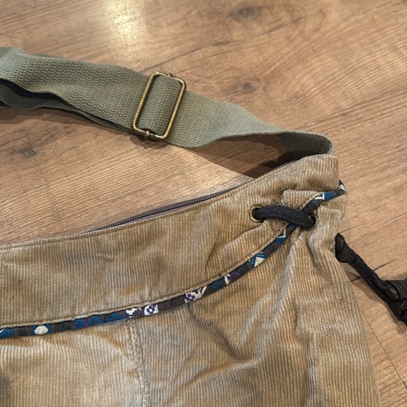 Op Ocean Pacific Bag Corduroy Beige Zip Hobo bag - Picture 3 of 5